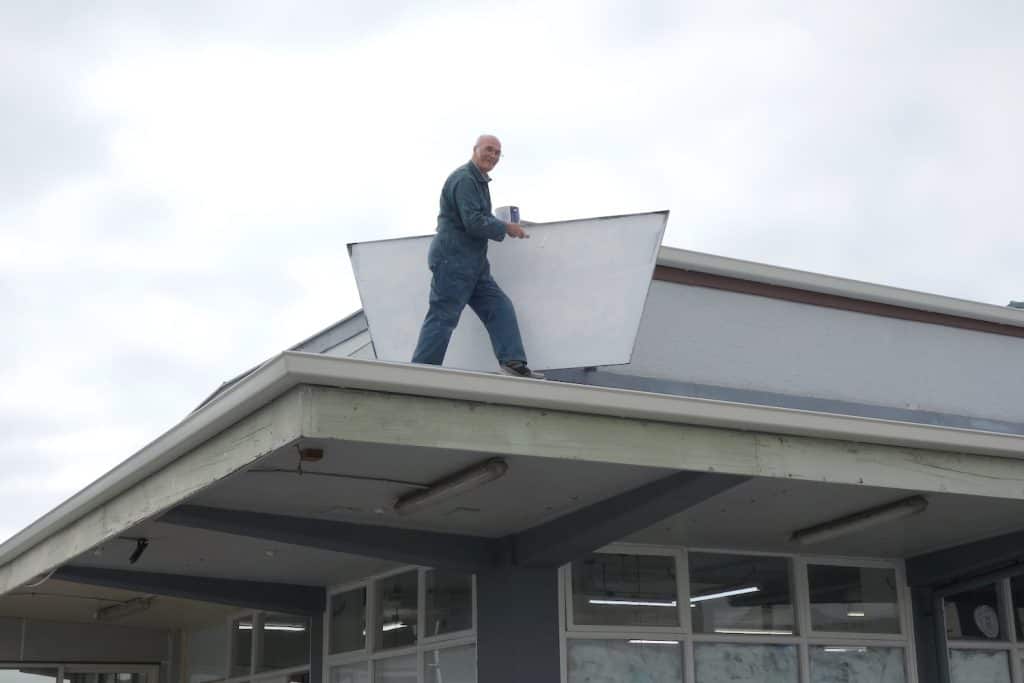 ken on roof